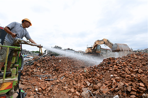 玉溪聂耳小学新兴校区改扩建项目基本完成拆除.jpg 玉溪聂耳小学新兴校区改扩建项目基本完成拆除.jpg